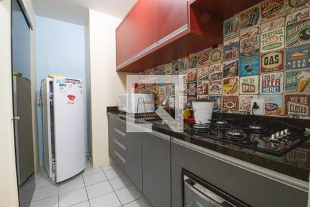 Cozinha  de apartamento para alugar com 1 quarto, 38m² em Rubem Berta, Porto Alegre