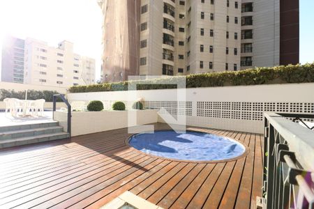Apartamento à venda com 92m², 3 quartos e 2 vagasÁrea comum - Piscina