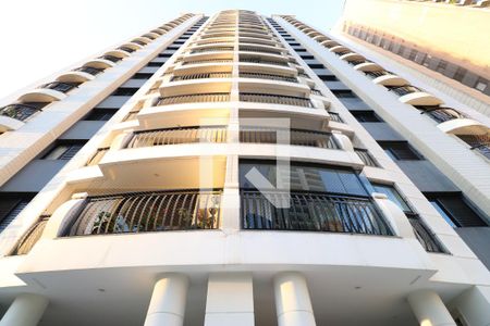 Apartamento à venda com 92m², 3 quartos e 2 vagasFachada