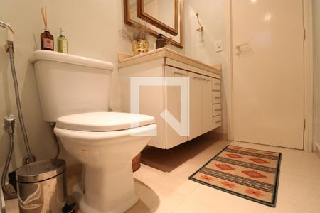 Apartamento à venda com 92m², 3 quartos e 2 vagasDetalhe do banheiro