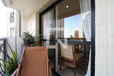 Apartamento à venda com 92m², 3 quartos e 2 vagasVaranda