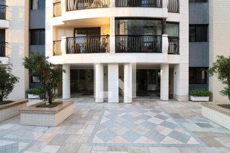 Apartamento à venda com 92m², 3 quartos e 2 vagasFachada