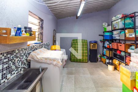 Casa à venda com 175m², 3 quartos e 1 vagaÁrea de Serviço