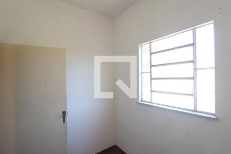 Quarto 2 de casa para alugar com 3 quartos, 70m² em Centro, São Gonçalo