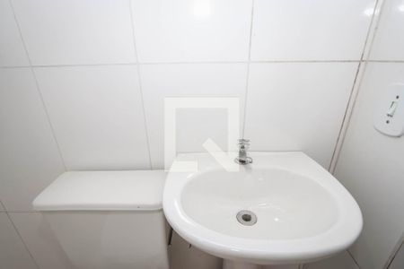 Banheiro - torneira de casa para alugar com 1 quarto, 112m² em Vila Capela, São Paulo