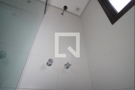 Banheiro da Suíte de apartamento à venda com 2 quartos, 60m² em Higienópolis, Porto Alegre