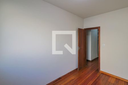 Quarto 1 de apartamento para alugar com 2 quartos, 66m² em São Paulo, Belo Horizonte