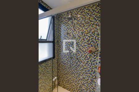 Apartamento à venda com 207m², 3 quartos e 4 vagas Apartamento à venda com 207m², 3 quartos e 4 vagasBanheiro da Suíte 2