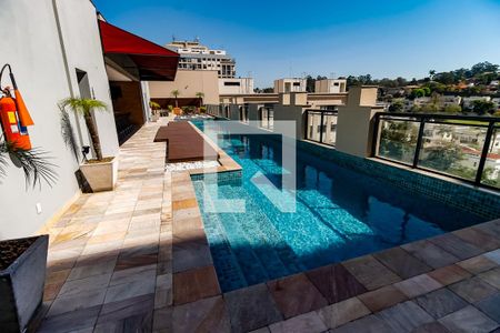 Apartamento à venda com 207m², 3 quartos e 4 vagas Apartamento à venda com 207m², 3 quartos e 4 vagasÁrea comum - Piscina