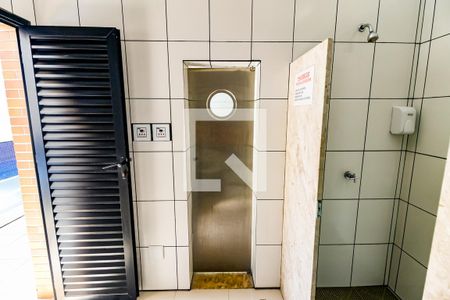 Apartamento à venda com 207m², 3 quartos e 4 vagas Apartamento à venda com 207m², 3 quartos e 4 vagasSaúna