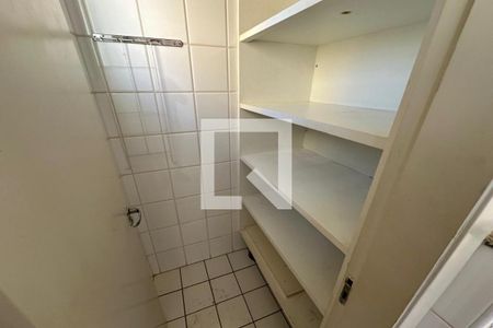 Apartamento para alugar com 70m², 2 quartos e 2 vagasLavanderia - Dispensa