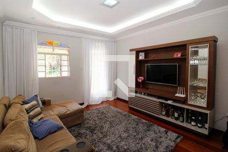 Casa à venda com 3 quartos, 530m² em Salgado Filho, Belo Horizonte