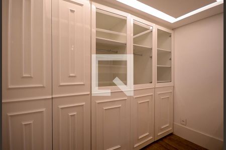 Apartamento à venda com 170m², 3 quartos e 3 vagasQuarto 2 - Suite 