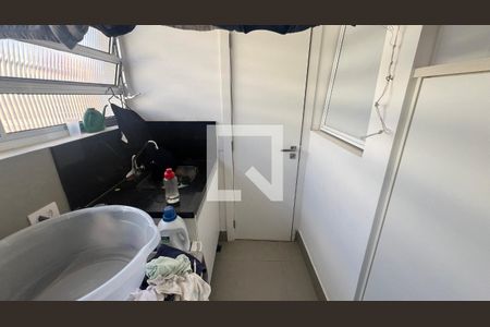 Apartamento à venda com 150m², 2 quartos e 1 vagaÁrea de Serviço