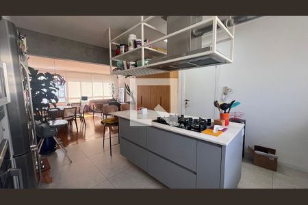 Apartamento à venda com 150m², 2 quartos e 1 vagaCozinha