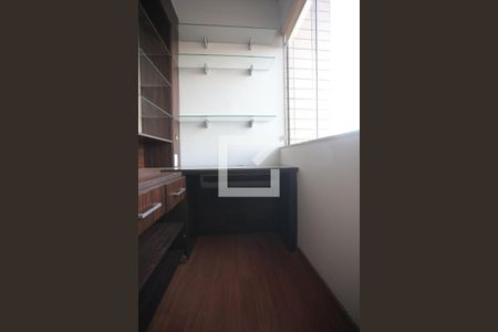 Escritório de apartamento para alugar com 3 quartos, 73m² em Coração Eucarístico, Belo Horizonte