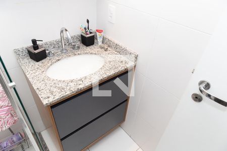 Apartamento à venda com 68m², 2 quartos e 2 vagasBanheiro Social