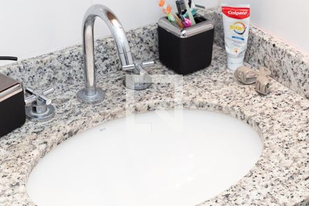 Apartamento à venda com 68m², 2 quartos e 2 vagasBanheiro Social