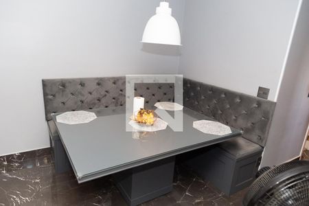 Apartamento à venda com 68m², 2 quartos e 2 vagasSala