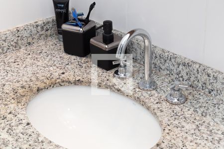 Apartamento à venda com 68m², 2 quartos e 2 vagasBanheiro da Suíte