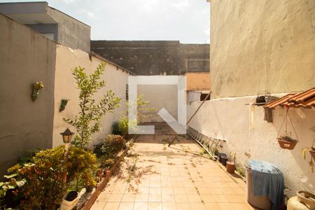 Casa à venda com 120m², 2 quartos e 1 vagaQuintal