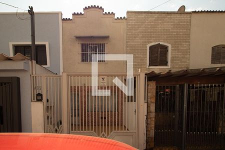 Casa à venda com 120m², 2 quartos e 1 vagaFachada 