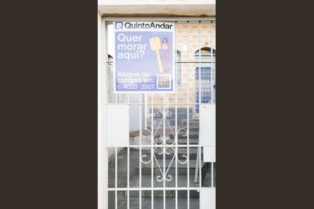 Casa à venda com 230m², 3 quartos e 2 vagas Casa à venda com 230m², 3 quartos e 2 vagasPlaquinha