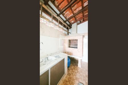 Casa à venda com 230m², 3 quartos e 2 vagas Casa à venda com 230m², 3 quartos e 2 vagasÁrea de Serviço