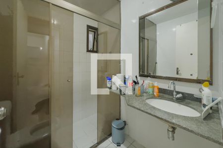 Apartamento à venda com 77m², 3 quartos e 1 vagaBanheiro Corredor