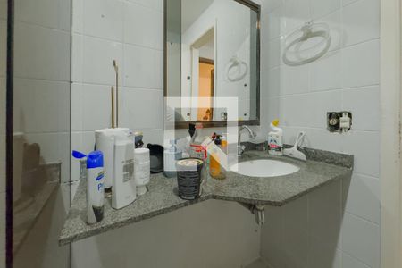Apartamento à venda com 77m², 3 quartos e 1 vagaBanheiro Corredor