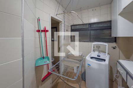 Apartamento à venda com 77m², 3 quartos e 1 vagaÁrea de Serviço