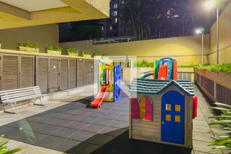 Apartamento à venda com 77m², 3 quartos e 1 vagaPlayground