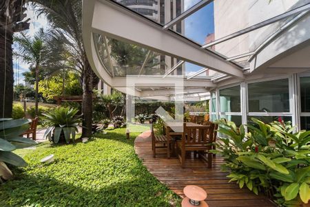 Apartamento à venda com 1 quarto, 74m² em Moema, São Paulo
