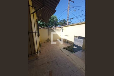 Casa à venda com 64m², 2 quartos e sem vaga