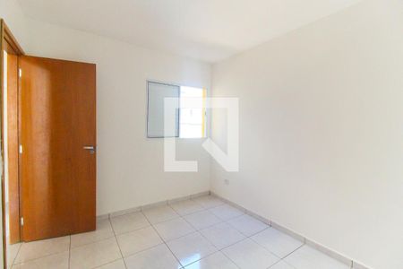Quarto 2 de casa de condomínio para alugar com 2 quartos, 45m² em Itaquera, São Paulo