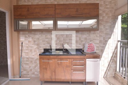 Apartamento à venda com 80m², 2 quartos e 2 vagasÁrea de Serviço