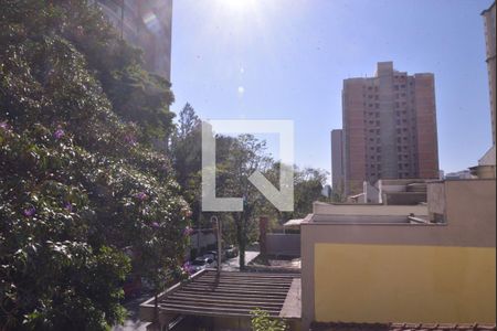 Apartamento à venda com 80m², 2 quartos e 2 vagasVista Área de Serviço