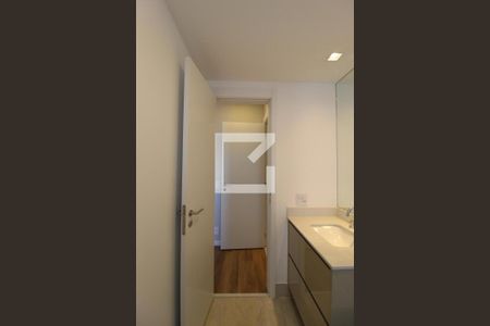 Apartamento à venda com 149m², 3 quartos e 2 vagasBanheiro da Suíte 2