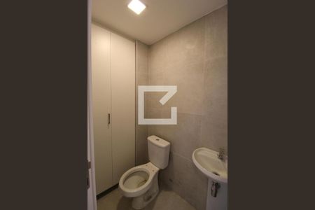 Apartamento à venda com 149m², 3 quartos e 2 vagasBanheiro de Serviço