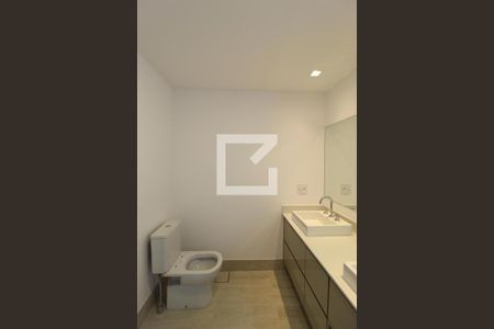 Apartamento à venda com 149m², 3 quartos e 2 vagasBanheiro da Suíte 1