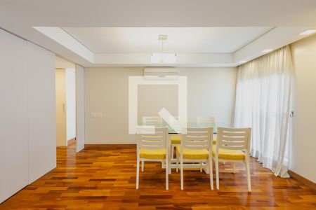 Sala de apartamento para alugar com 2 quartos, 120m² em Jardins, São Paulo