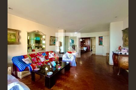 Sala de apartamento à venda com 4 quartos, 140m² em Copacabana, Rio de Janeiro