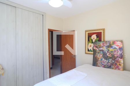 Casa à venda com 274m², 4 quartos e 4 vagasQuarto 4