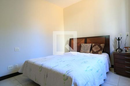 Casa à venda com 274m², 4 quartos e 4 vagasQuarto 3