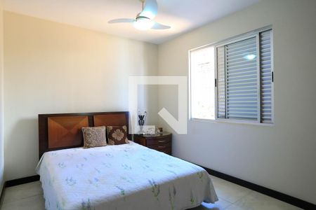 Casa à venda com 274m², 4 quartos e 4 vagasQuarto 3