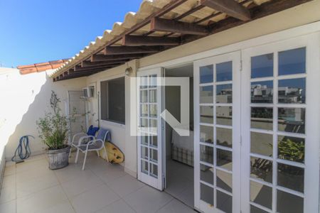 Apartamento à venda com 353m², 4 quartos e 2 vagasVaranda Segundo Andar