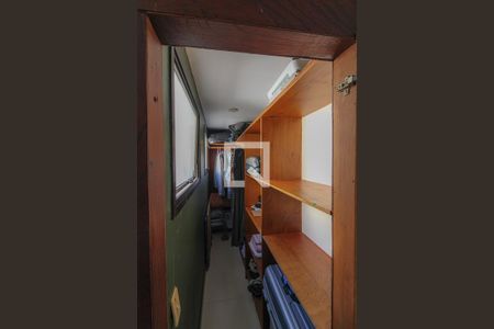 Apartamento à venda com 353m², 4 quartos e 2 vagasQuarto 3 - Closet