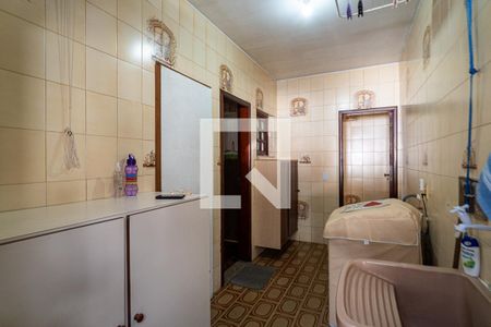 Casa à venda com 380m², 3 quartos e 6 vagas Casa à venda com 380m², 3 quartos e 6 vagasCozinha