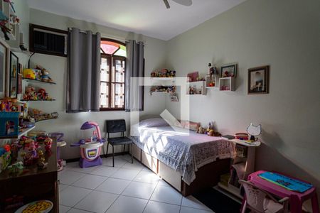 Casa à venda com 380m², 3 quartos e 6 vagas Casa à venda com 380m², 3 quartos e 6 vagasQuarto 2