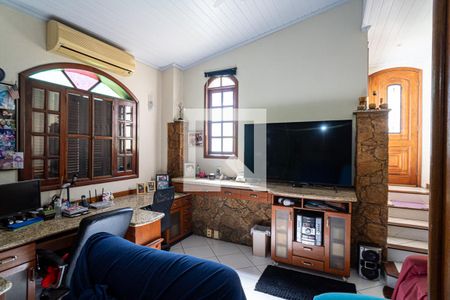 Casa à venda com 380m², 3 quartos e 6 vagas Casa à venda com 380m², 3 quartos e 6 vagasSuite Master